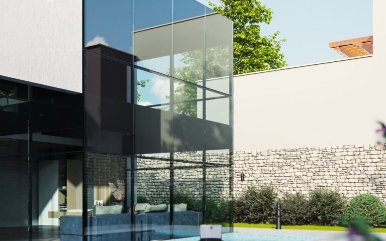 Large-Format Glass and Sliding Walls: Opening Up Modern Villas