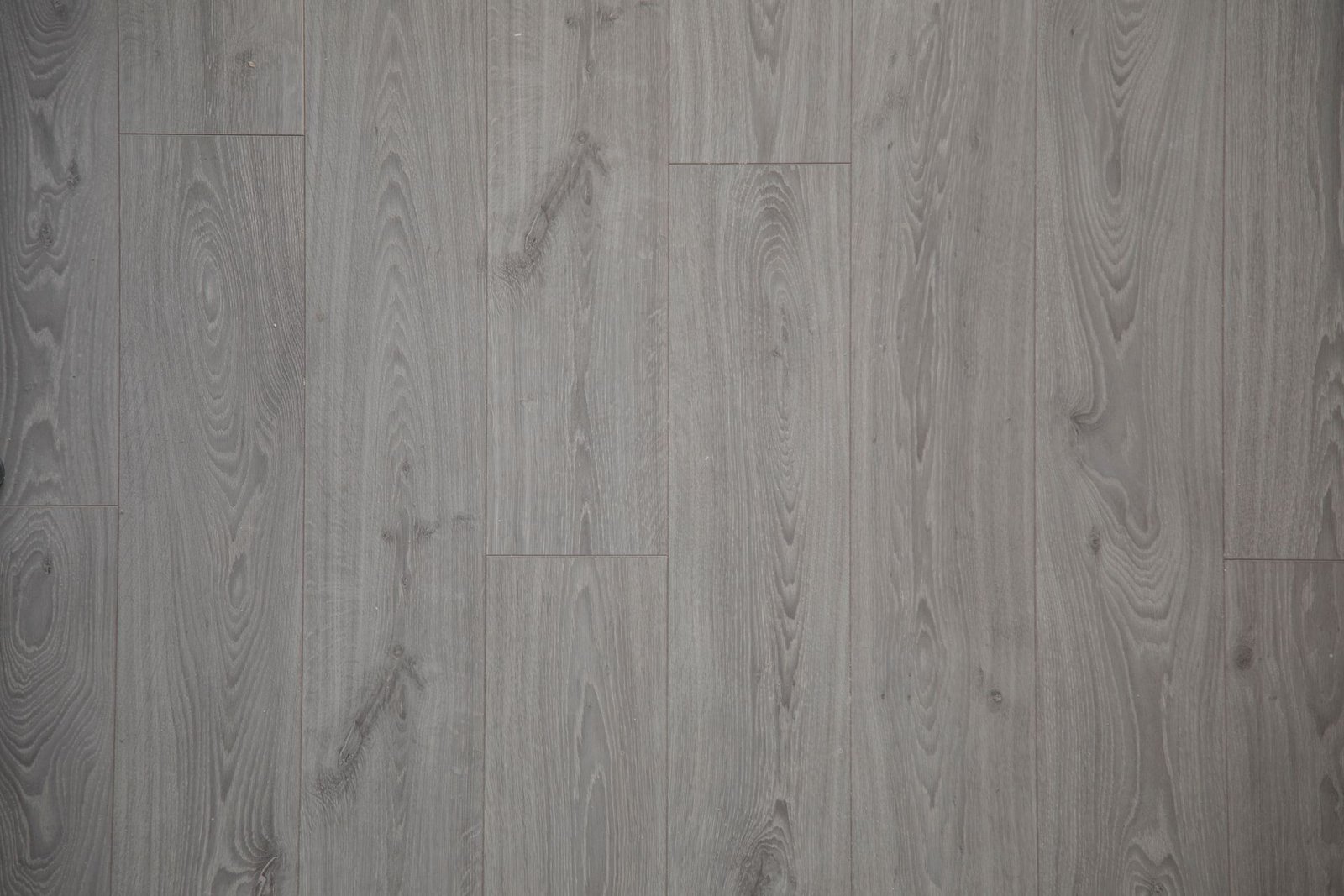 grey concrete-look SPC plank close-up