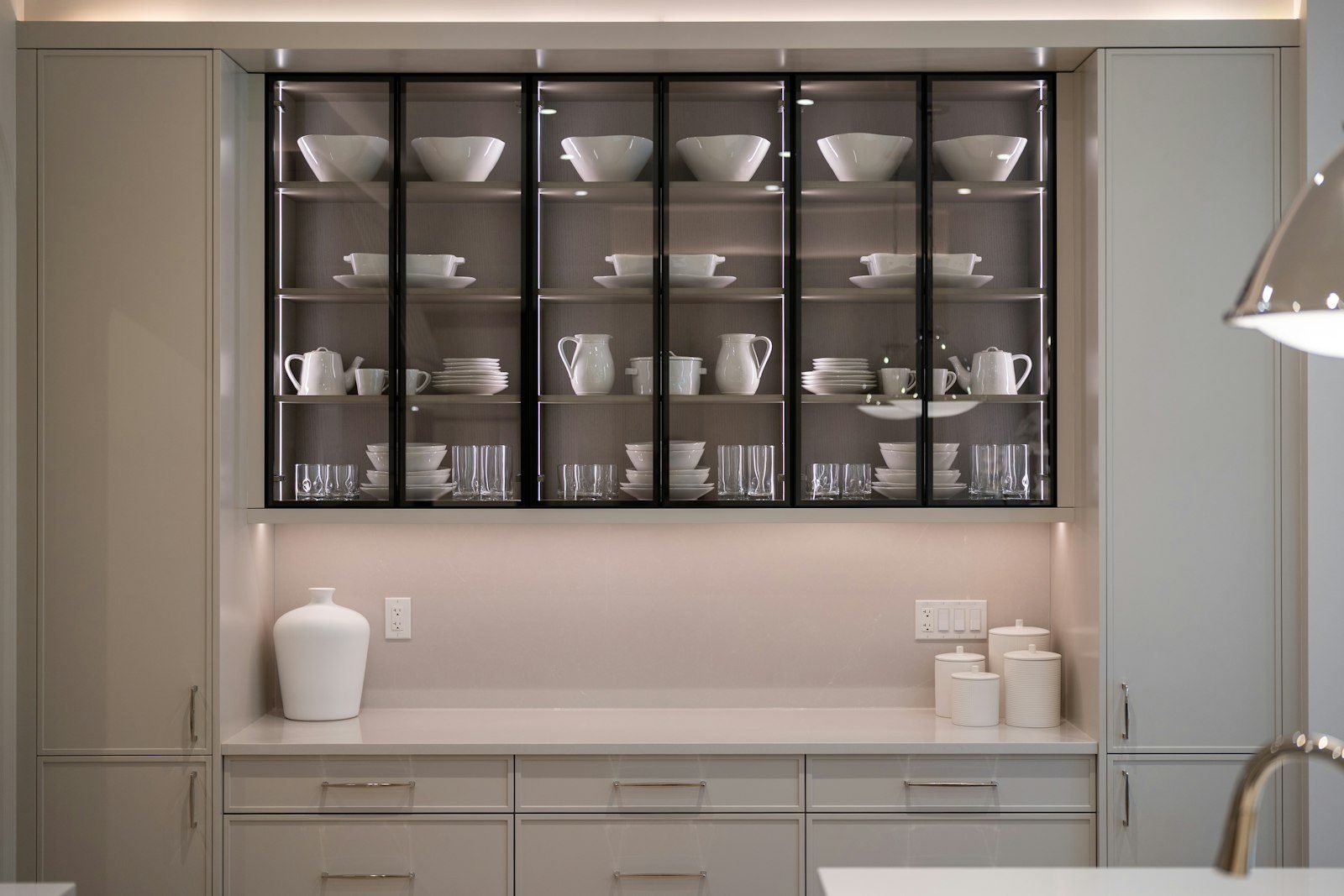 Glass Door Kitchen Cabinets