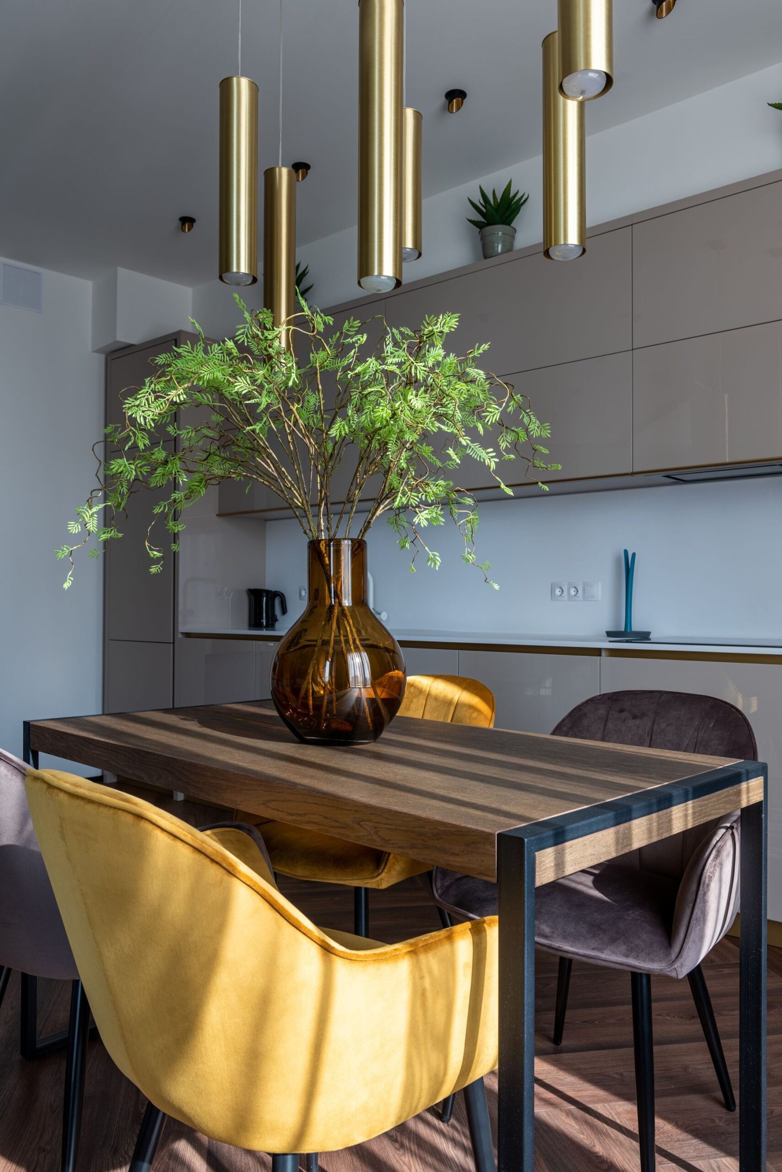 Modern dining set with pendant lights
